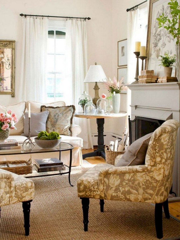 80+ Amazing French Country Living Room Decor Ideas